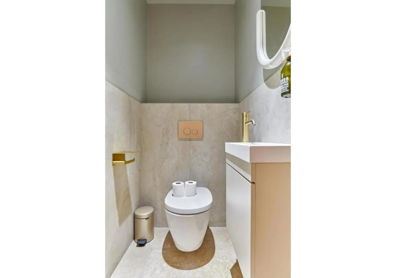 Terrace Apartment Trocadero Eiffel Tower By Studio Prestige Paris France