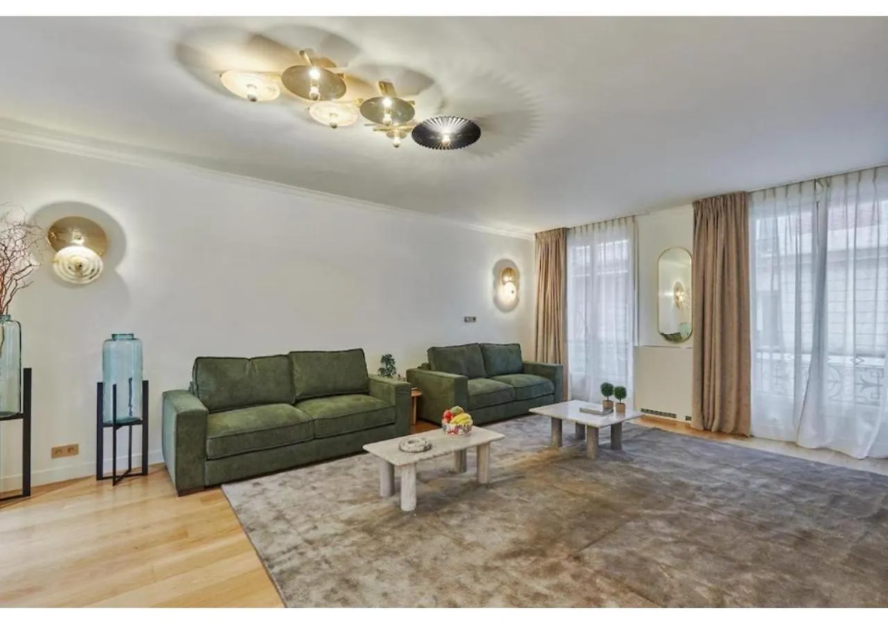 Terrace Apartment Trocadero Eiffel Tower By Studio Prestige Paris