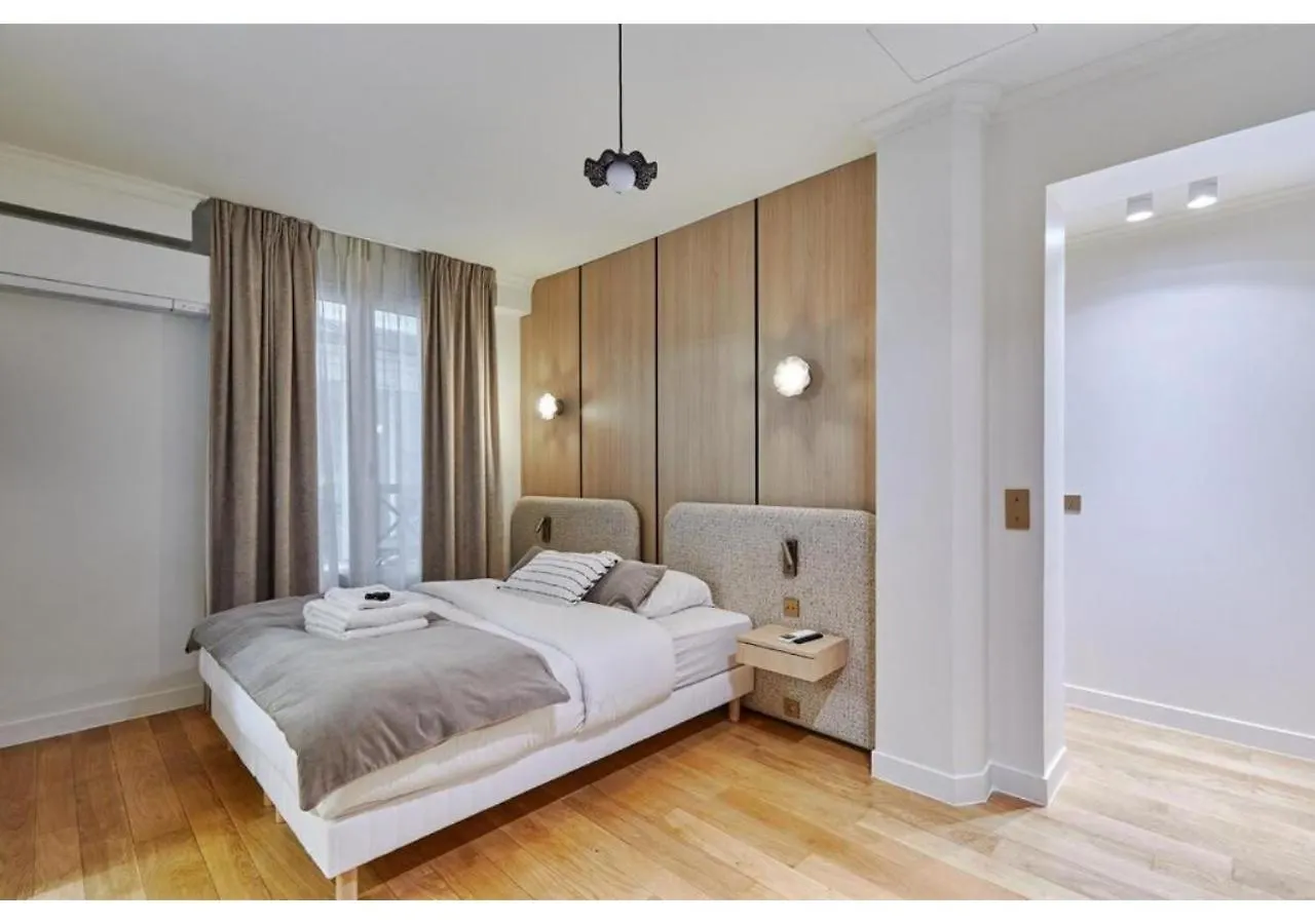 Terrace Apartment Trocadero Eiffel Tower By Studio Prestige Paris